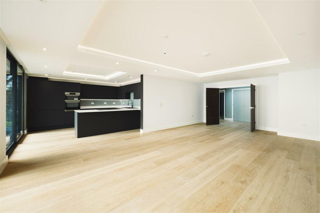 Additional property image - The Penthouse, Coast House, Encombe Hill, Sandgate
