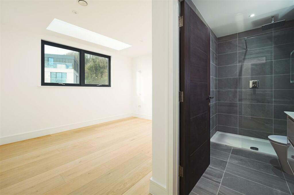 Additional property image - The Penthouse, Coast House, Encombe Hill, Sandgate