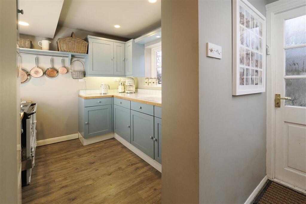 Additional property image - Blacking Bottle Cottage, The Street, Barham