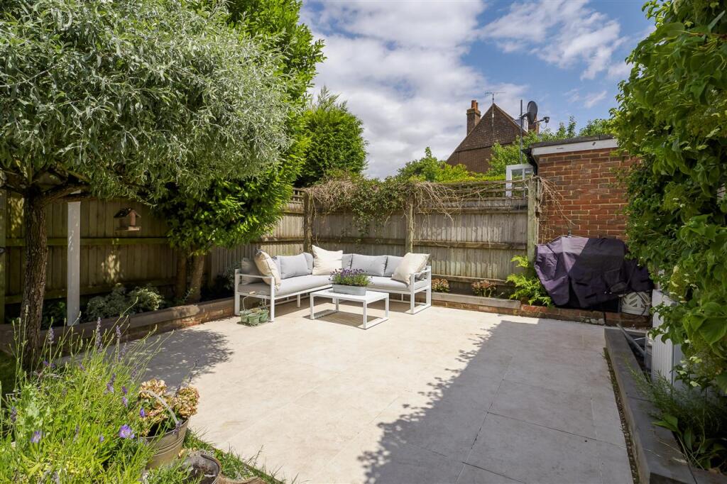 Additional property image - Blacking Bottle Cottage, The Street, Barham