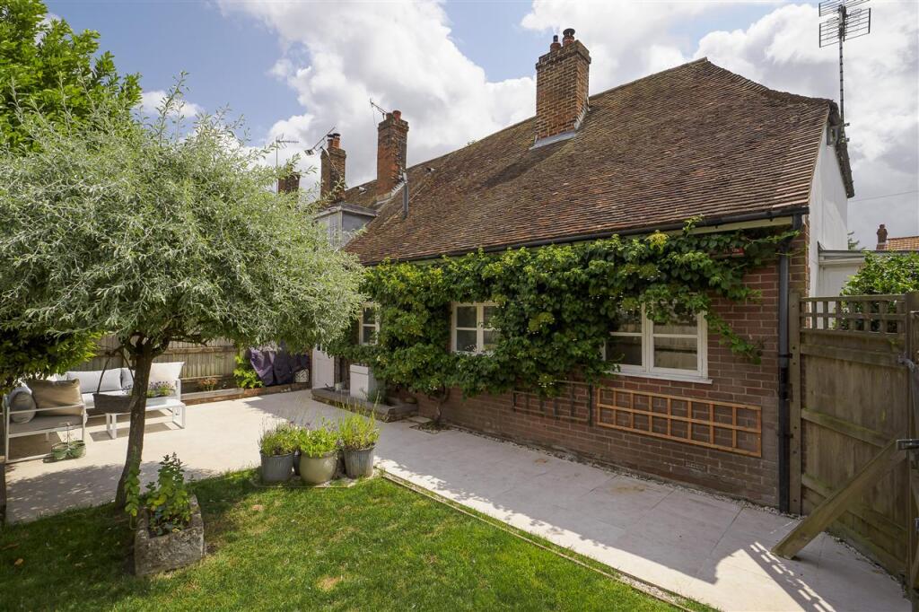 Additional property image - Blacking Bottle Cottage, The Street, Barham