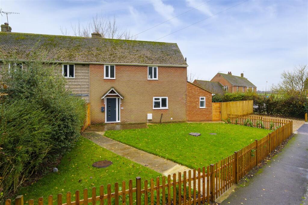Main image of property: Amos Close, Sheldwich Lees