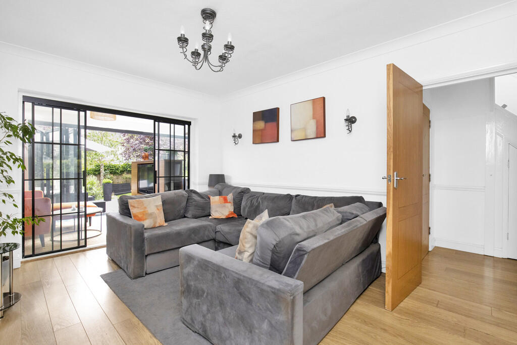 Main image of property: Redstone Hill, Redhill