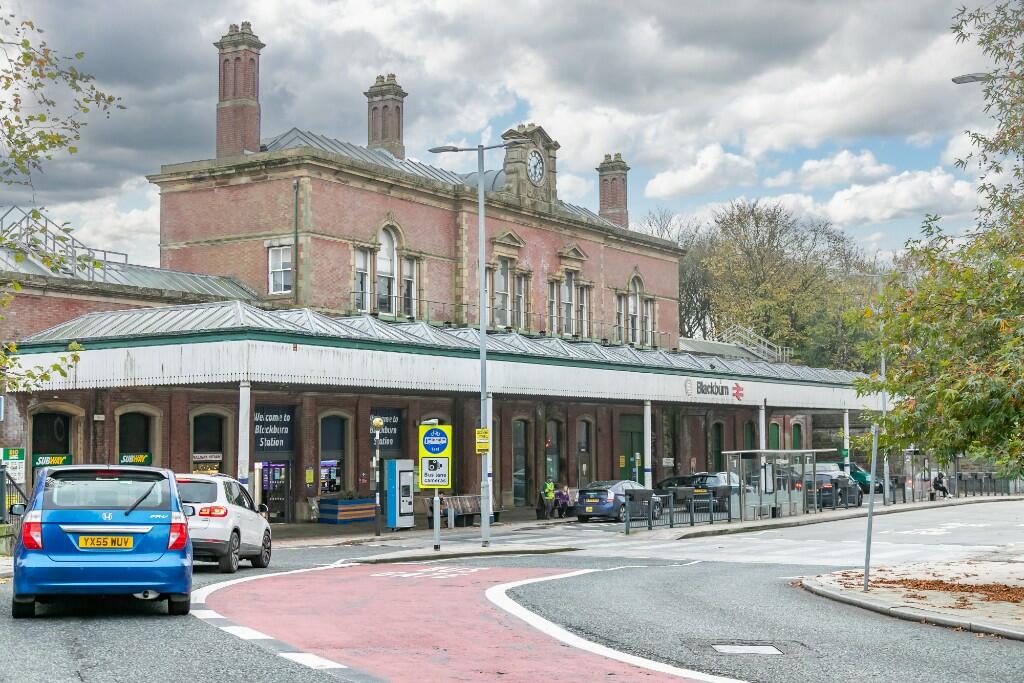 Additional property image - Unit 6 Moorings Close, Blackburn, Lancashire, BB2