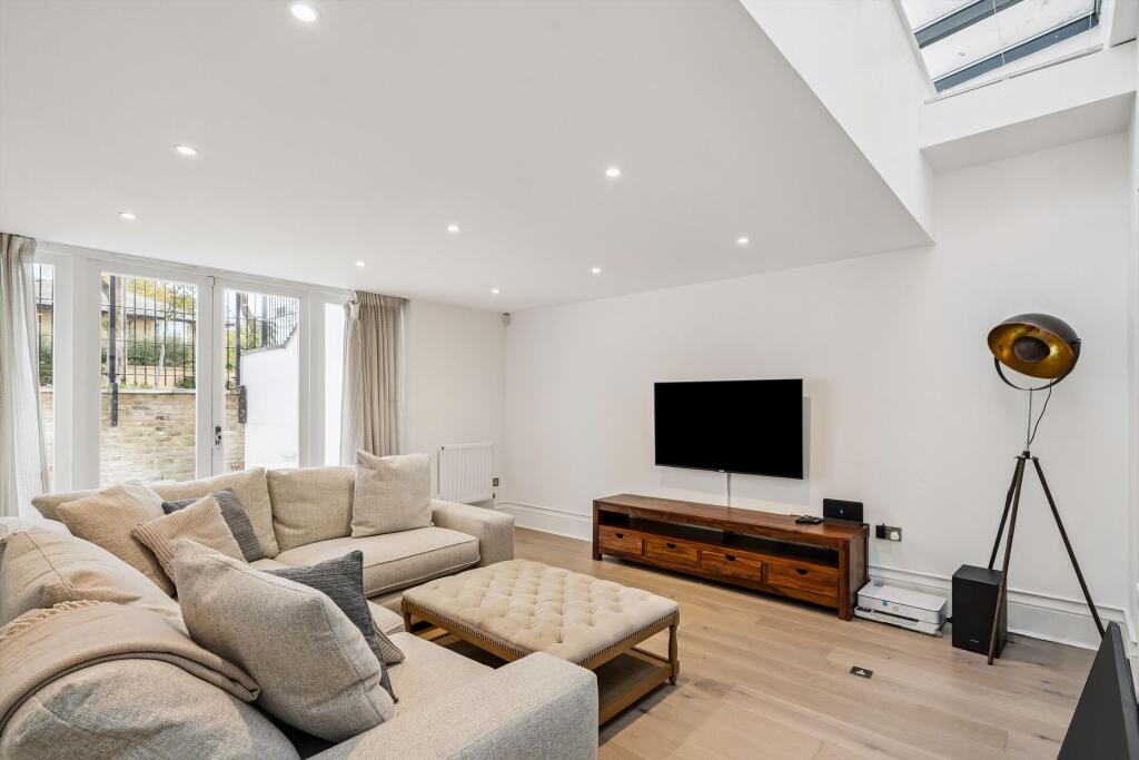 Main image of property: Thornton Place, Clapham Common North Side, London, SW4