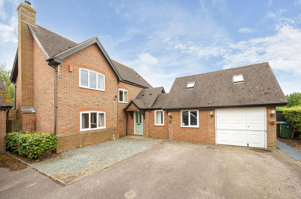 Main image of property: Sovereign Close, Granborough, Buckingham