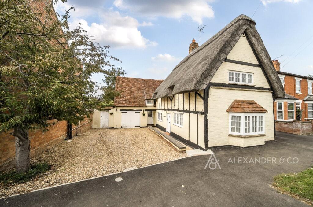 Main image of property: High Street South, Stewkley, Leighton Buzzard