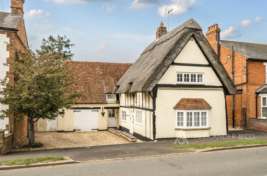 Main image of property: High Street South, Stewkley, Leighton Buzzard