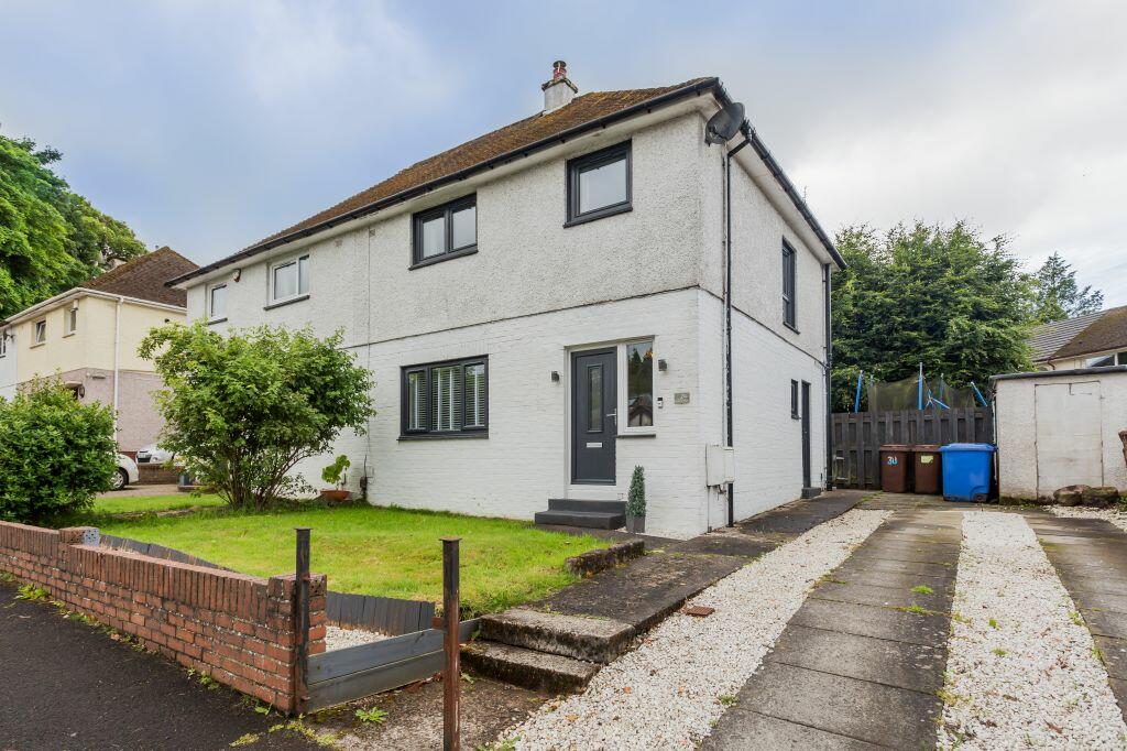 3 bedroom semidetached villa for sale in 24 Tandlehill Road