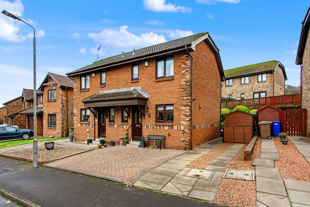 Main image of property: 29 Linister Crescent, Howwood, PA9 1DS