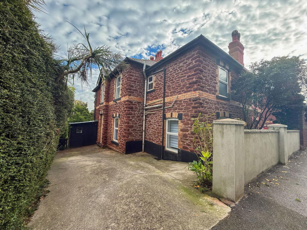 Main image of property: Sherwell Lane, TQ2 6BH
