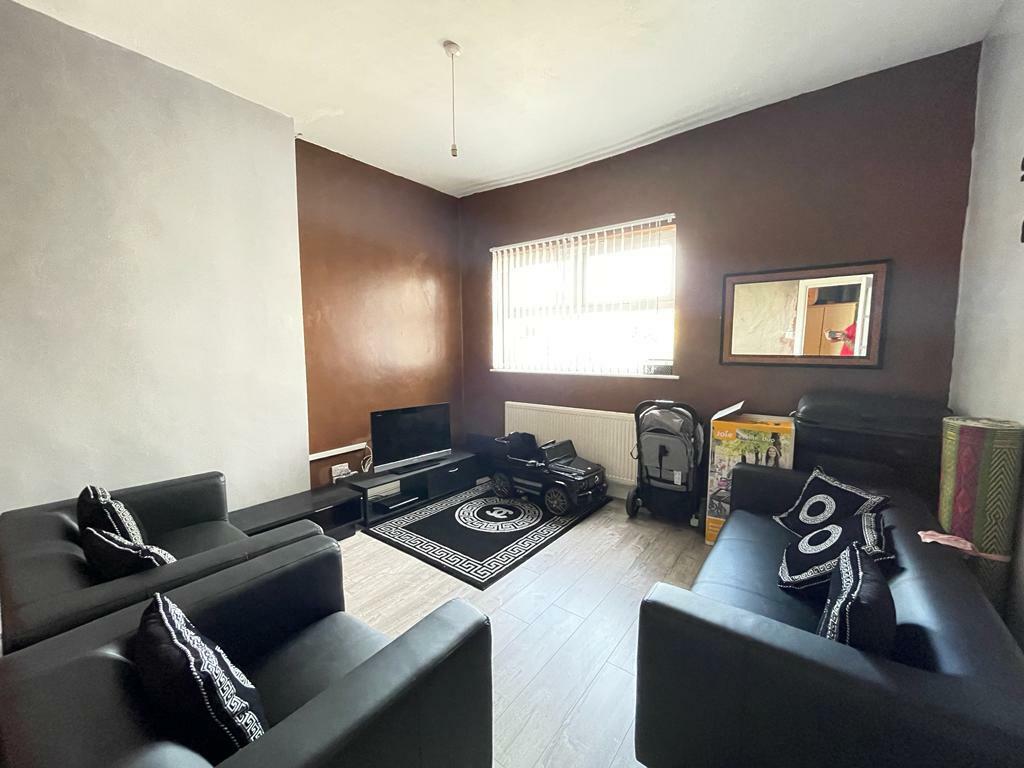 3 bedroom terraced house for sale in Churchill Road, Handsworth
