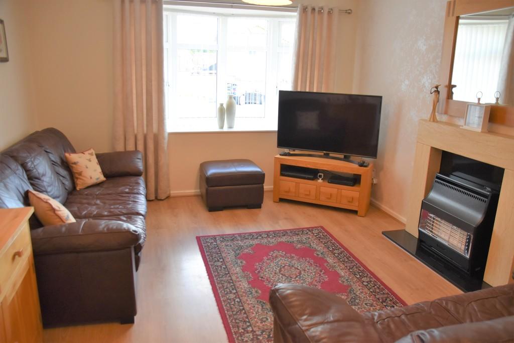 3 bedroom detached bungalow for sale in Conrad Close, Meir Hay, Stoke
