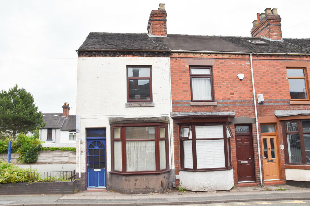 2 bedroom end of terrace house for sale in Victoria Street, Basford , Stoke-on-Trent, ST4