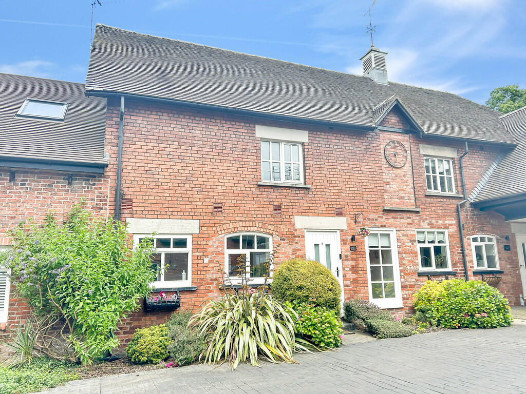 2 bedroom barn conversion for sale in Caverswall Lane, StokeonTrent, ST3