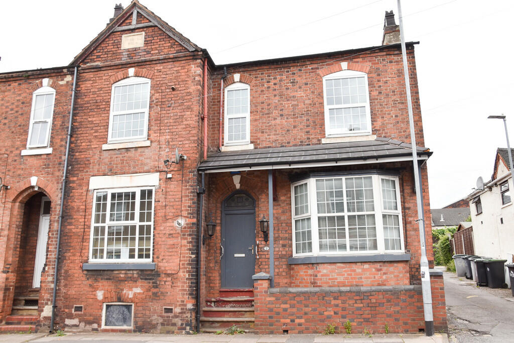 7 bedroom end of terrace house for sale in Victoria Street, Basford