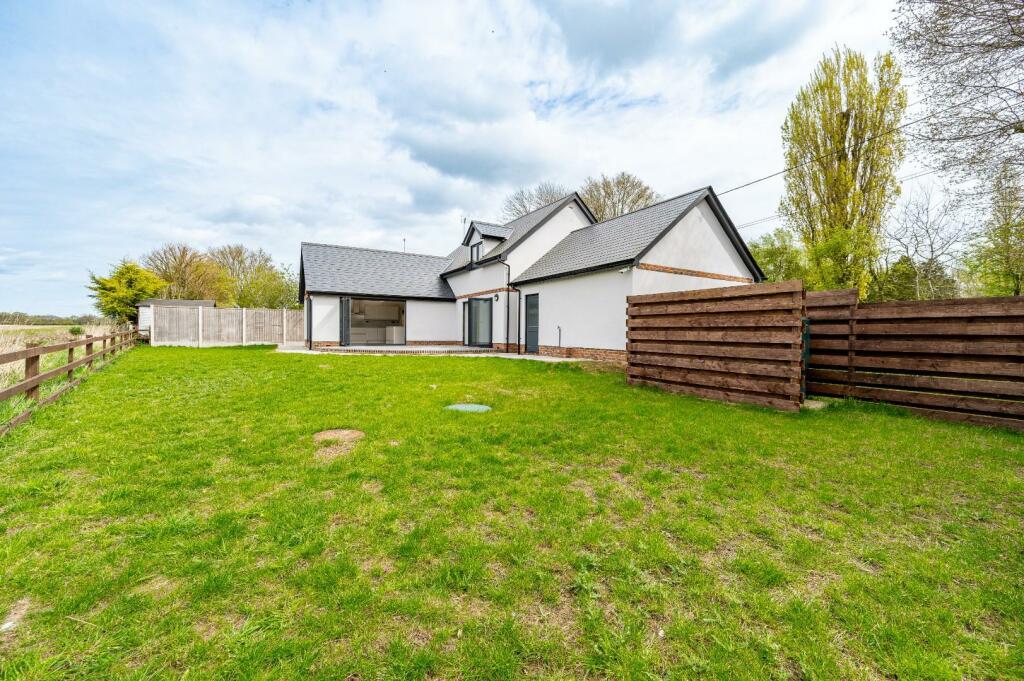 Additional property image - Bartholomew Green, Great Leighs, Chelmsford