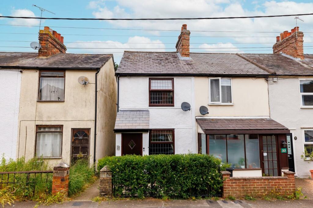 2 bedroom end of terrace house for sale in Rifle Hill, Braintree, CM7