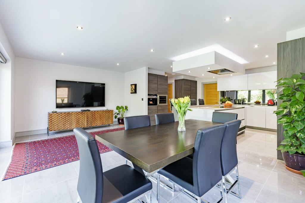 Additional property image - Riverside, Dunmow