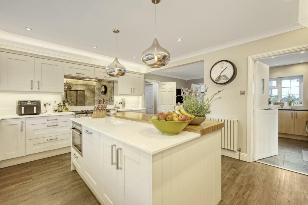 Additional property image - Church End, Shalford, Braintree