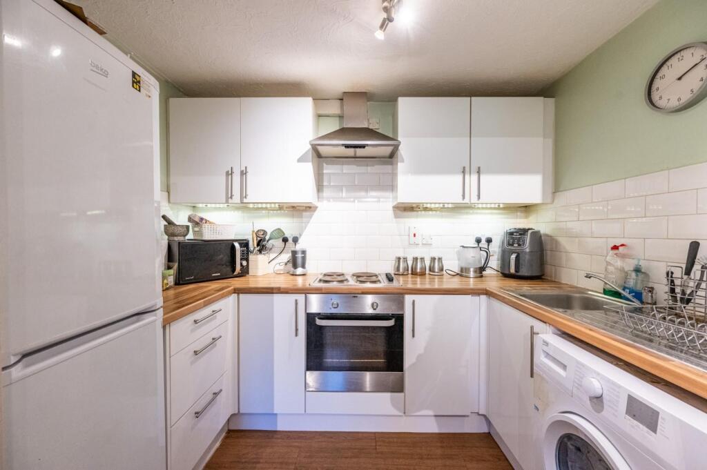 Additional property image - Chelmsford Road, Dunmow, Essex