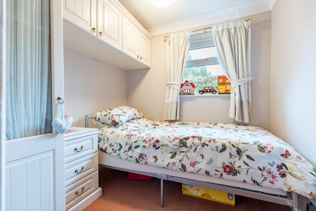Additional property image - Gransmore Green, Felsted, Dunmow