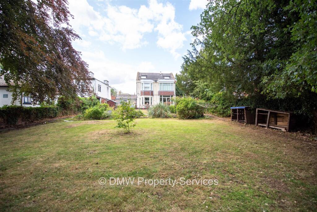 Main image of property: Villa Road, Nottingham