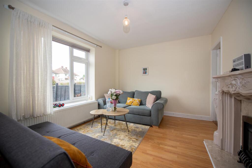 Main image of property: Glaisdale Drive West, Nottingham