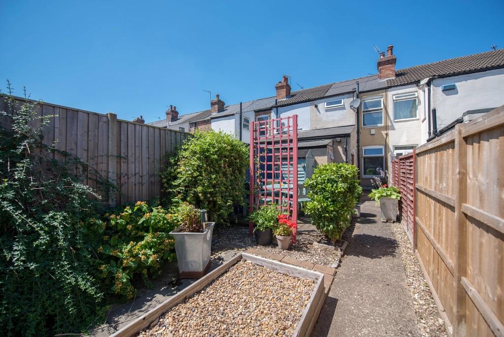 2 bedroom terraced house for sale in Carnarvon Street, Netherfield