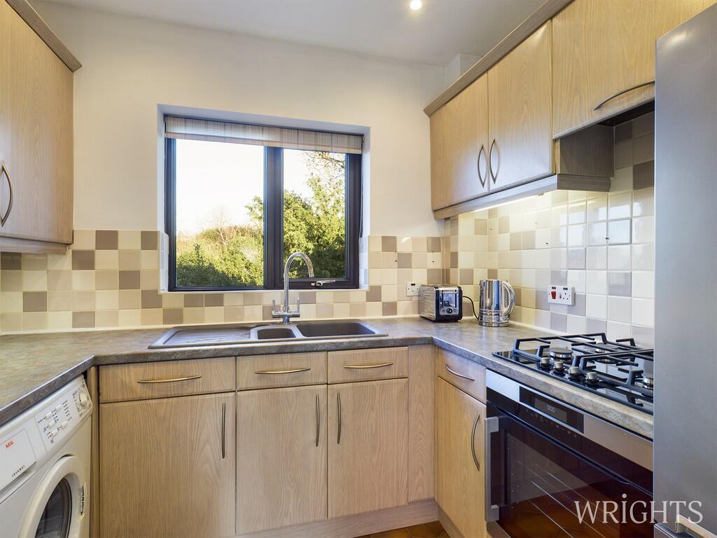 Additional property image - PARKSIDE, WELWYN
