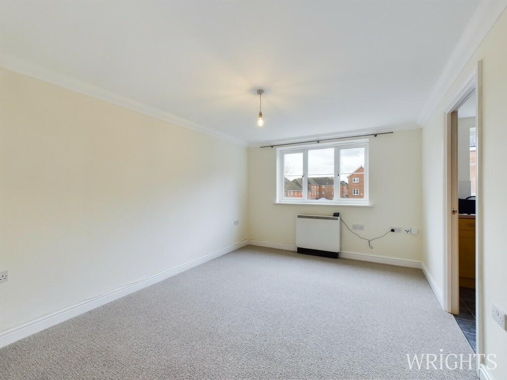 Additional property image - Sir John Newsom Way, Welwyn Garden City