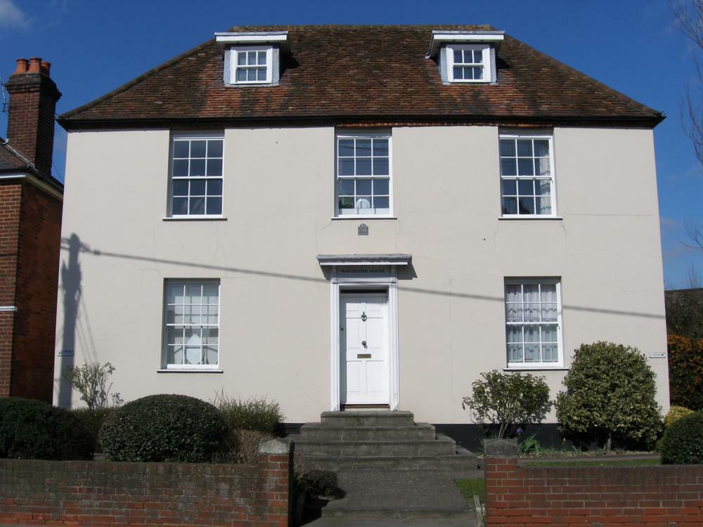 2 bedroom ground floor flat for rent in Winchester House, 112114