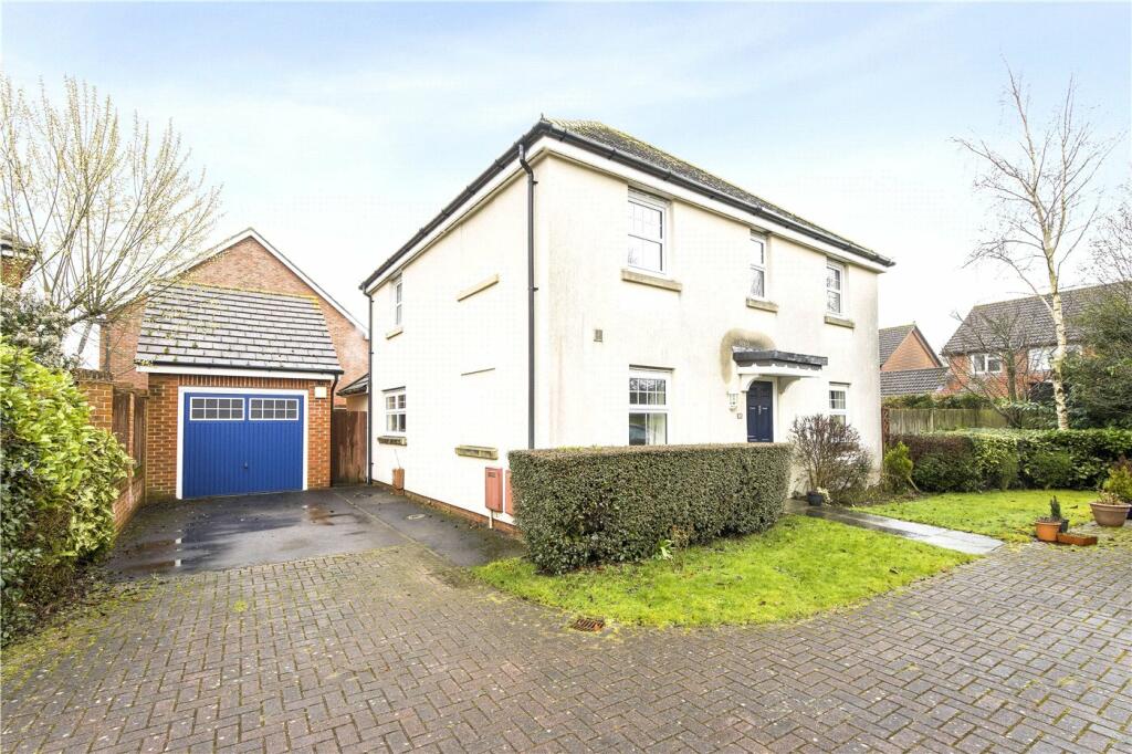 4 bedroom detached house for sale in Withy Close, Romsey, Hampshire, SO51