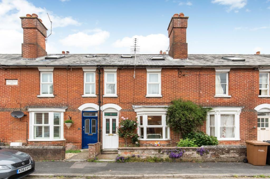 3 bedroom terraced house for rent in Albany Road, Romsey, Hampshire, SO51