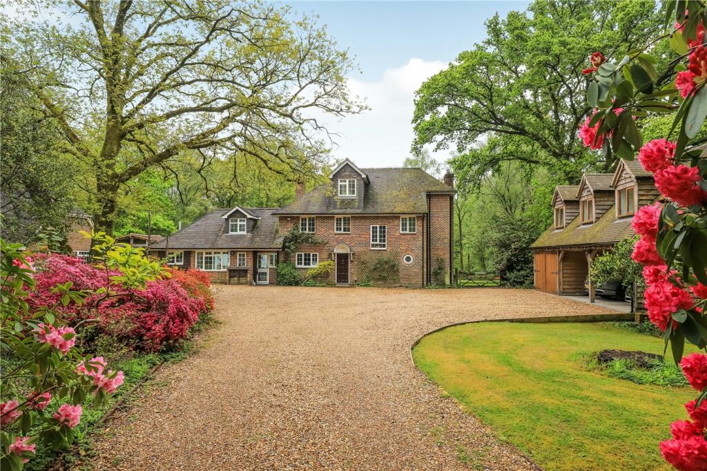 6 bedroom detached house for sale in Straight Mile, Ampfield, Romsey, Hampshire, SO51