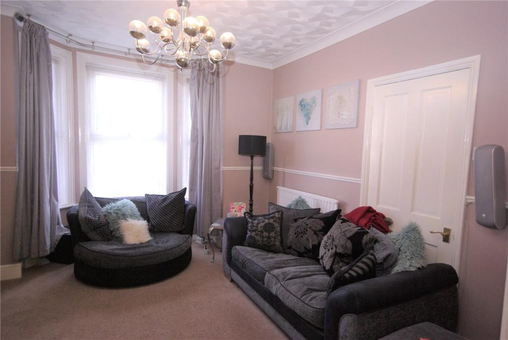 3 bedroom terraced house for rent in Winchester Road ...