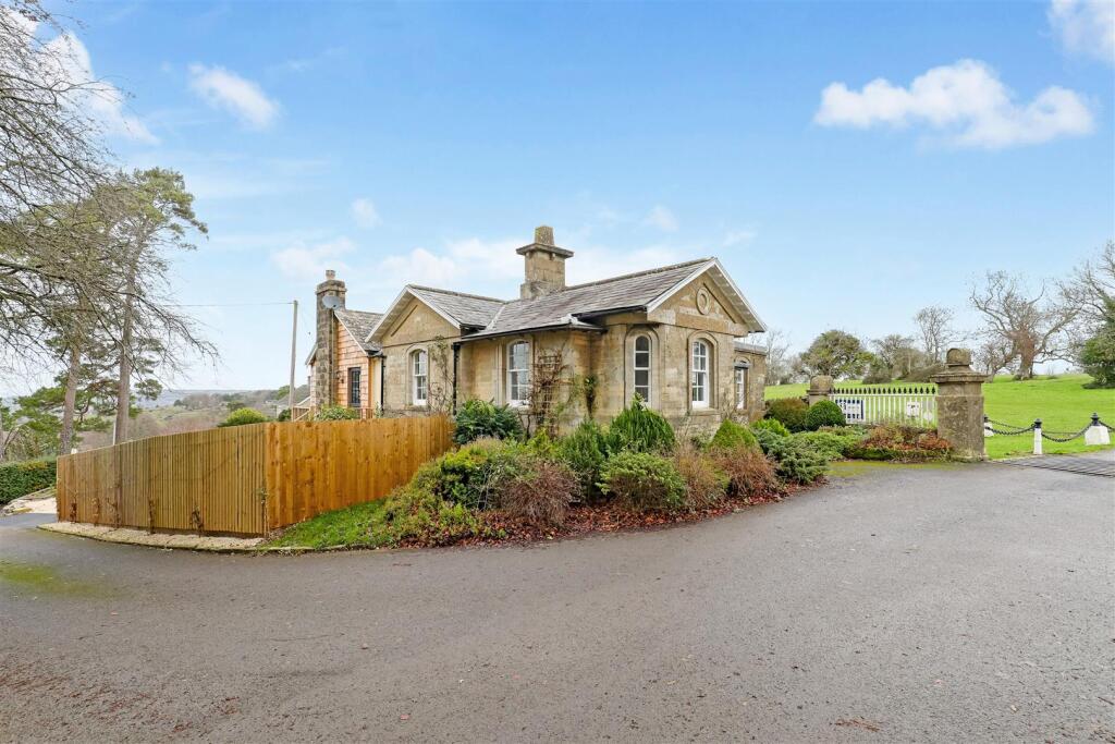 Main image of property: Moor Court, Rodborough Common