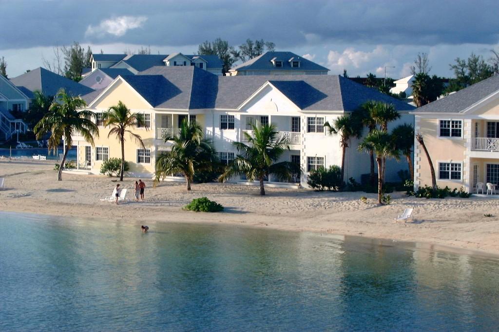 Land for sale in Nassau, The Bahamas