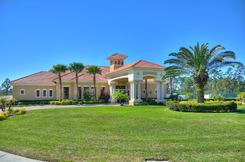14 bedroom town house for sale in Poinciana, Osceola County, Florida, USA