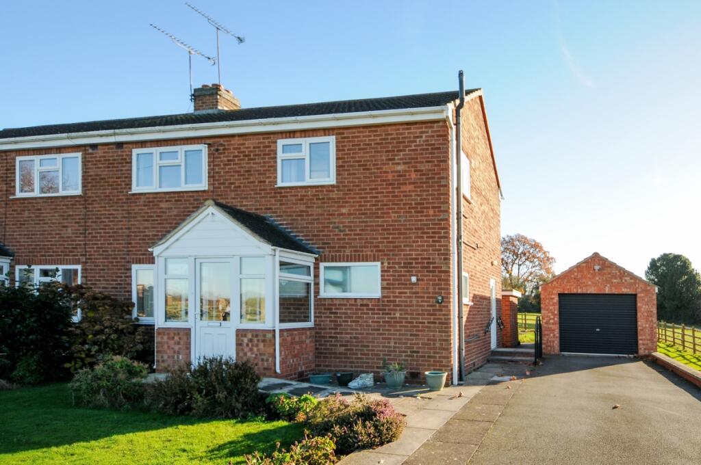 Main image of property: Kenilworth, Warwickshire