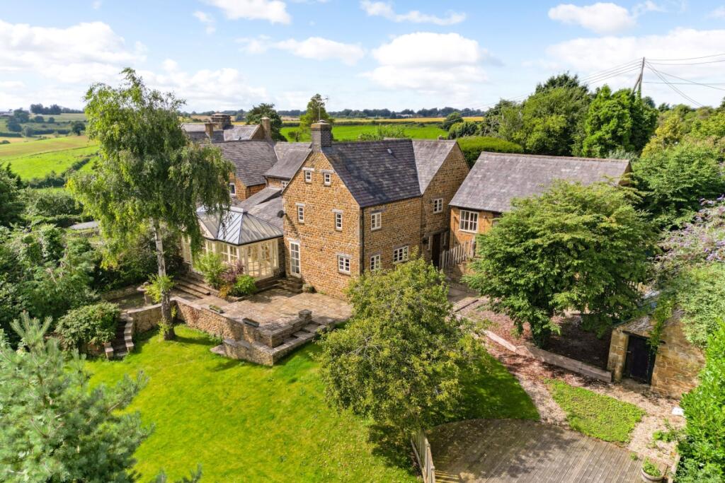 Main image of property: School Lane Ratley OX15