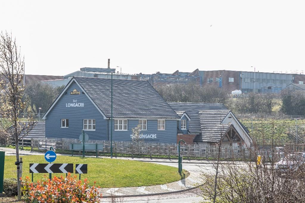 Light industrial facility to lease in Skelton Industrial Estate