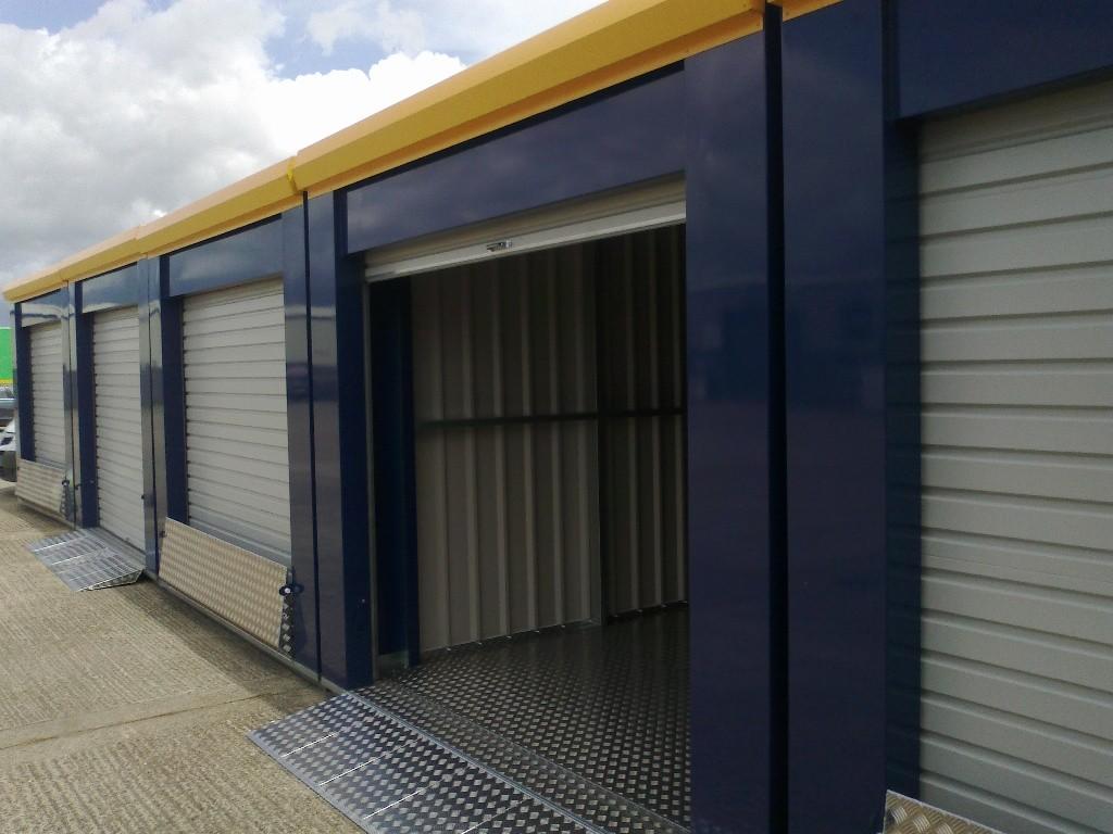 Storage facility to lease in Storage Units, Leyland Trading Estate