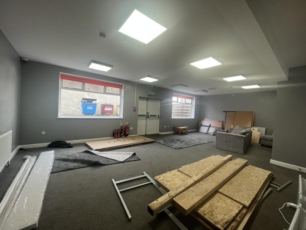 Additional property image - WELLINGTON HOUSE, 51 BURY NEW ROAD, BOLTON, GREATER MANCHESTER, BL2 2BN