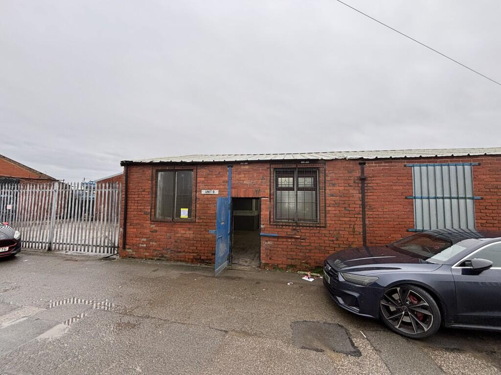 Main image of property: UNIT 8, BLACKROD INDUSTRIAL ESTATE, SCOT LANE, BLACKROD, BOLTON, GREATER MANCHESTER, BL6 5SL