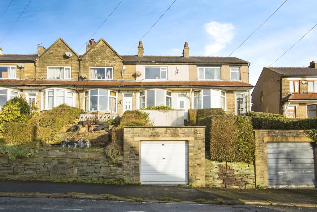 2 bedroom terraced house for sale in Roils Head Road, Halifax, Calderdale, HX2