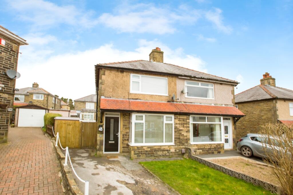 Main image of property: Gleanings Avenue, Halifax, West Yorkshire, HX2