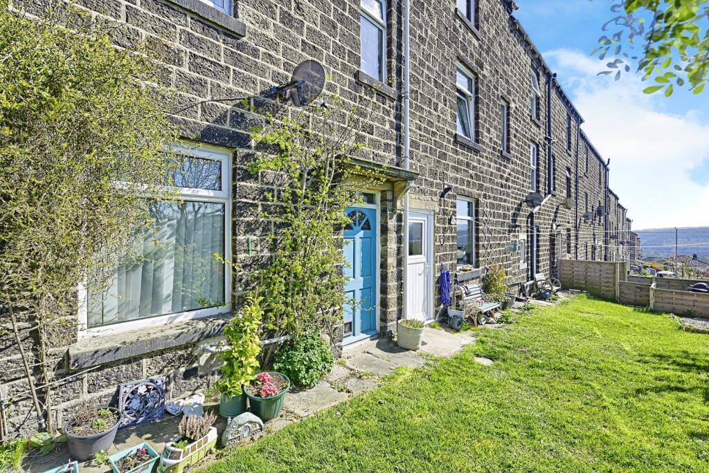 Main image of property: Moor Edge, Harden, Bingley, West Yorkshire, BD16