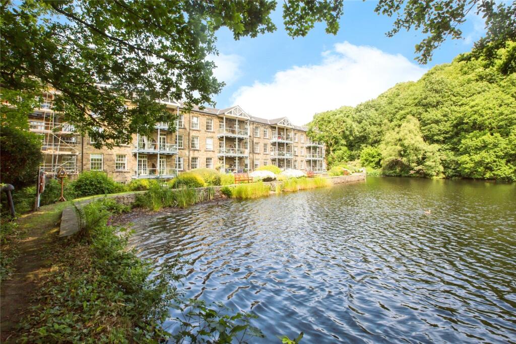 Main image of property: Beestonley Lane, Barkisland, Halifax, West Yorkshire, HX4