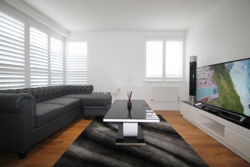 Main image of property: Southfields Green, Gravesend, DA11
